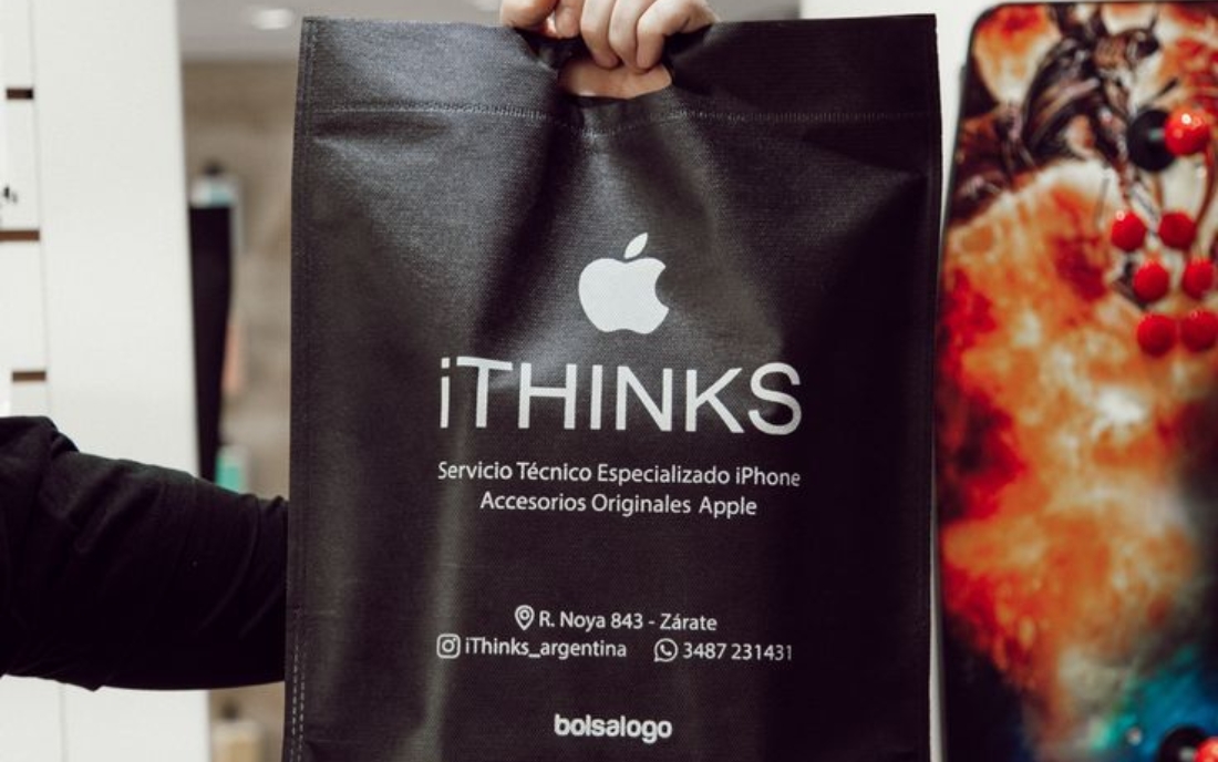 Mẫu túi vải không dệt in logo thương hiệu