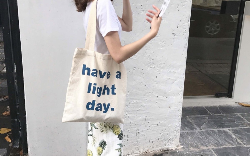 Túi vải canvas in chữ đẹp mắt