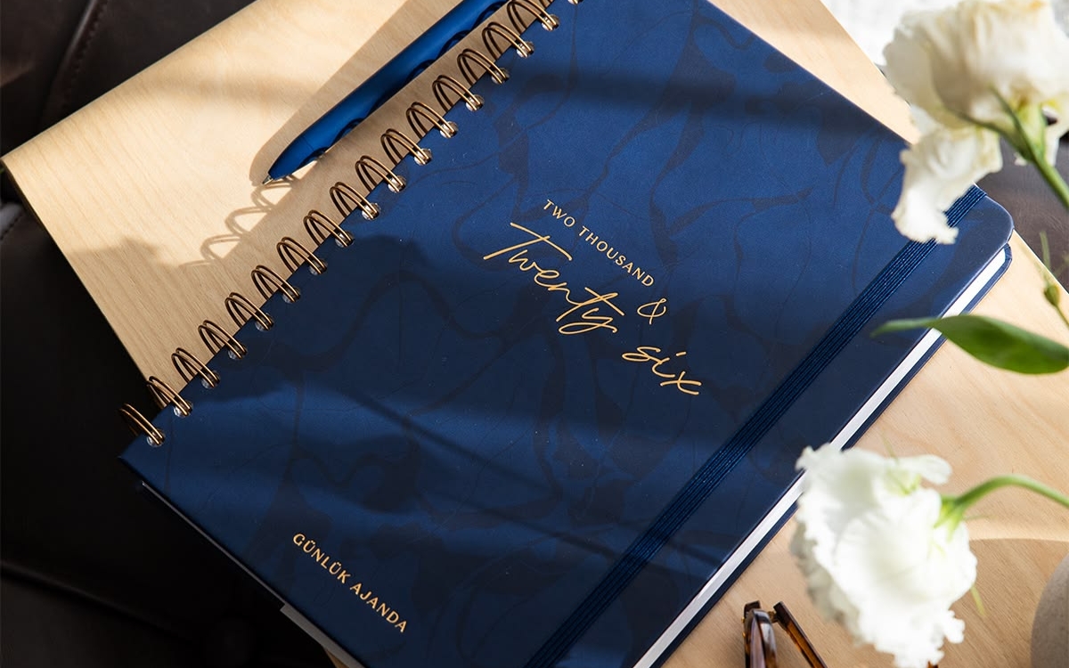 Mẫu sổ trang trọng phù hợp với nhiều doanh nghiệp