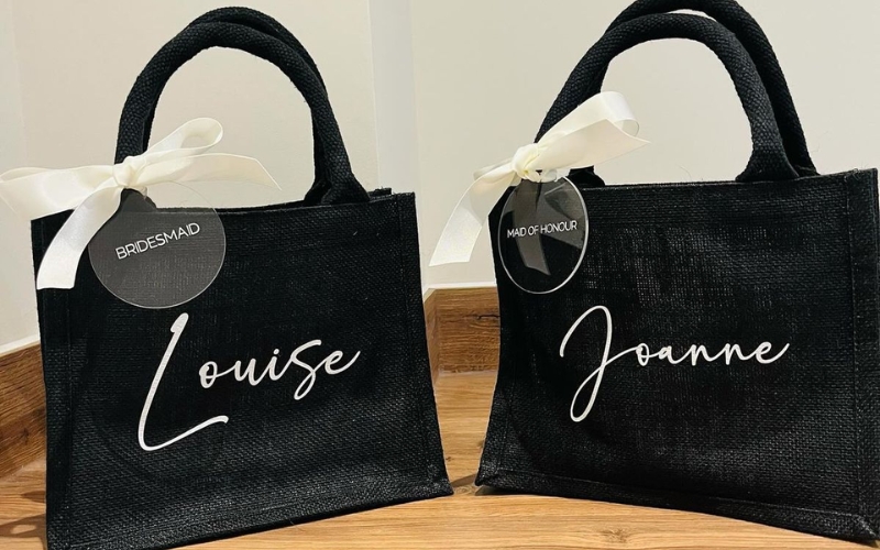 Túi vải đay linen thêu tên đẹp mắt