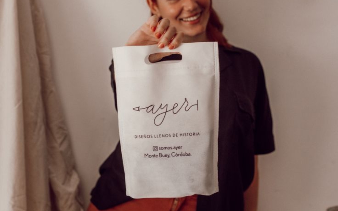 Túi vải không dệt hột xoài