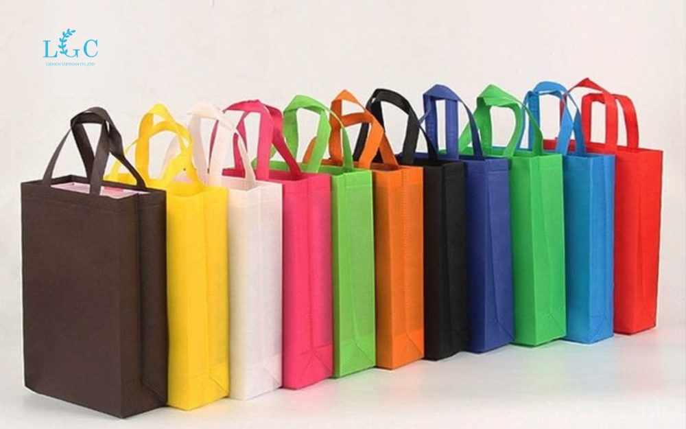 Mẫu túi vải polyester hình hộp cứng cáp